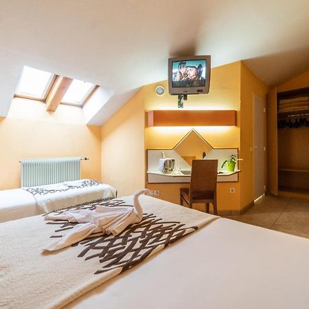 Hotel Les Terres LʼAldosa Eksteriør bilde