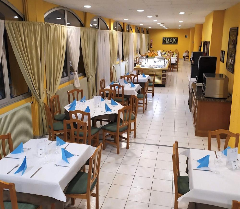 Hotel Les Terres LʼAldosa Eksteriør bilde
