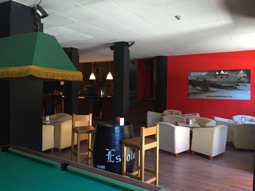 Hotel Les Terres LʼAldosa Eksteriør bilde