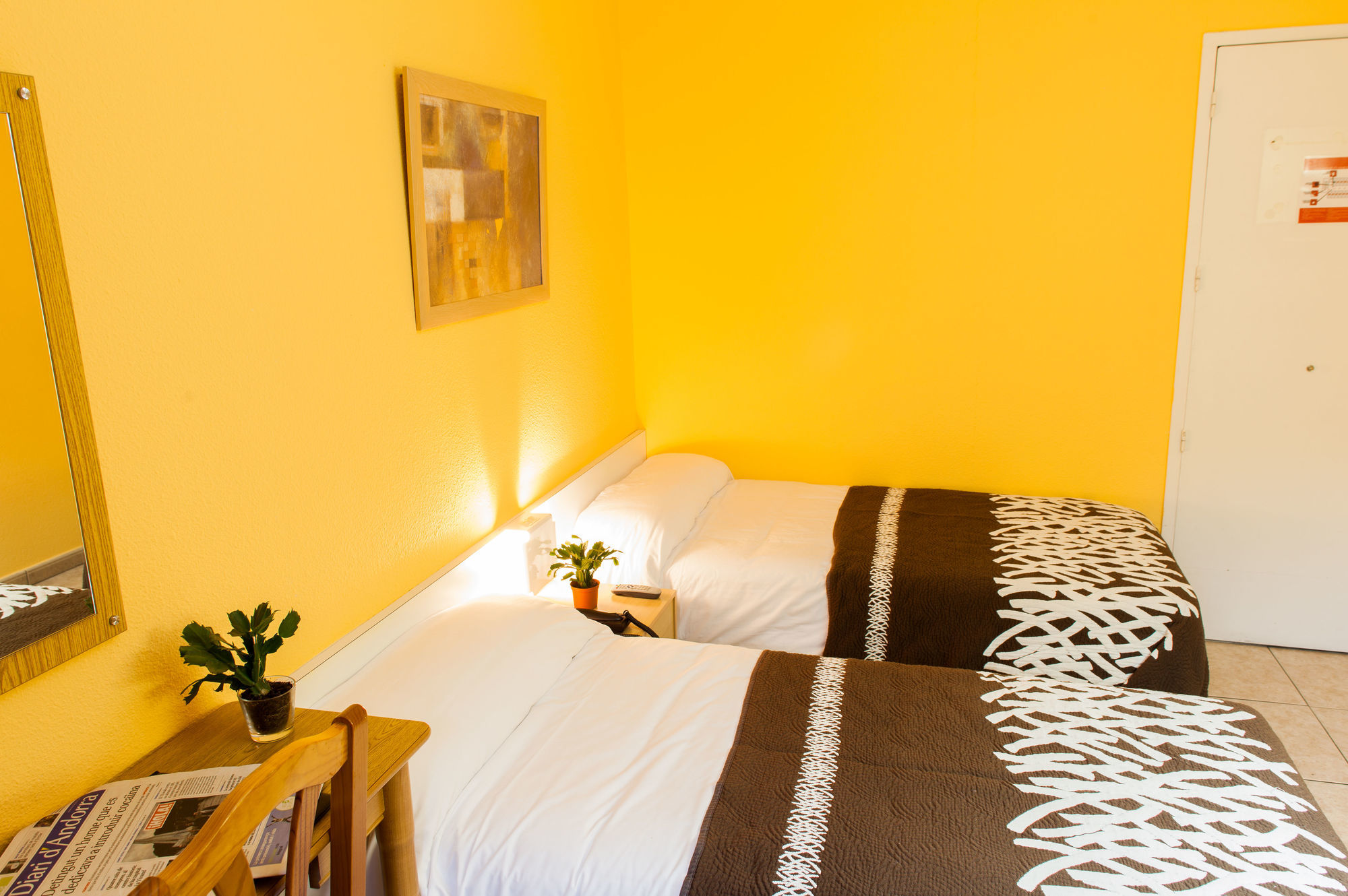Hotel Les Terres LʼAldosa Eksteriør bilde