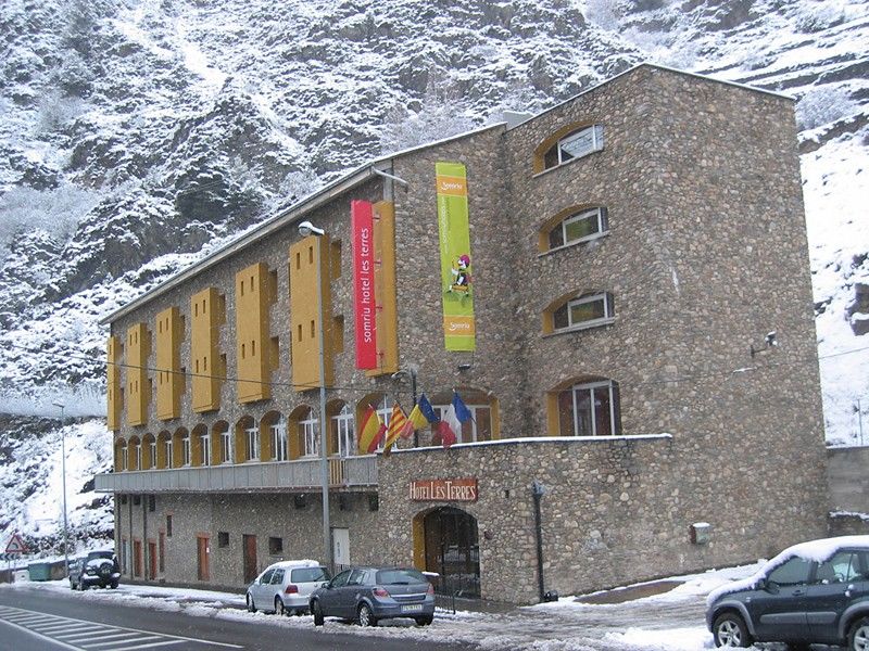 Hotel Les Terres LʼAldosa Eksteriør bilde