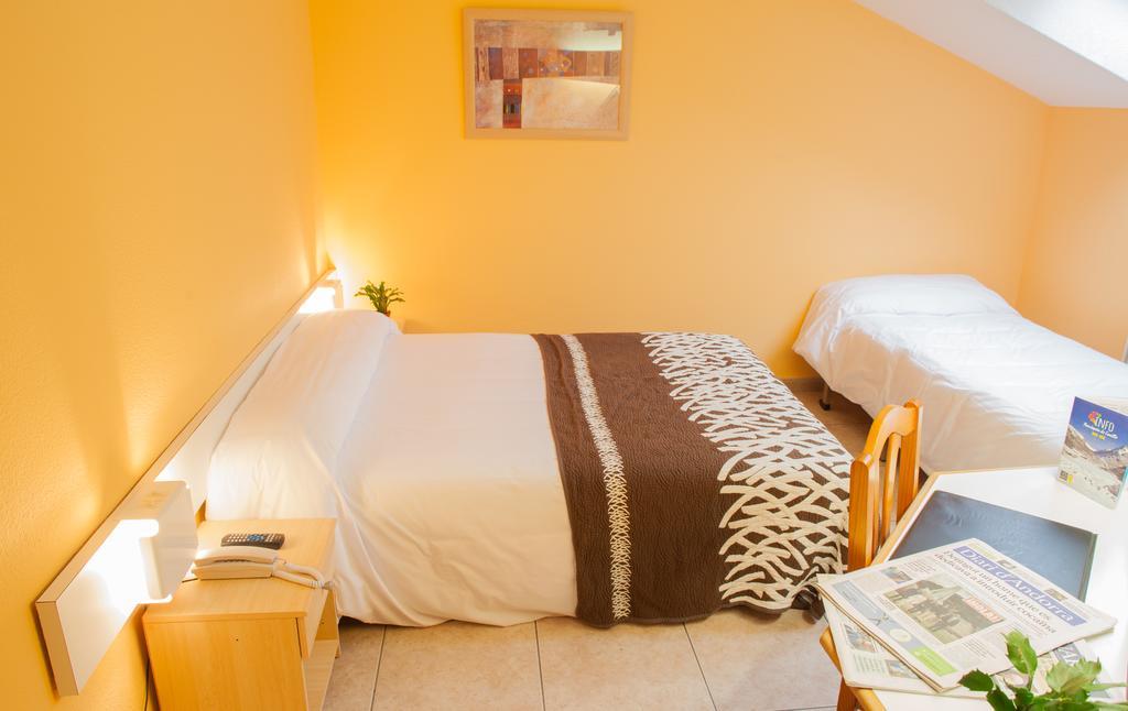 Hotel Les Terres LʼAldosa Eksteriør bilde