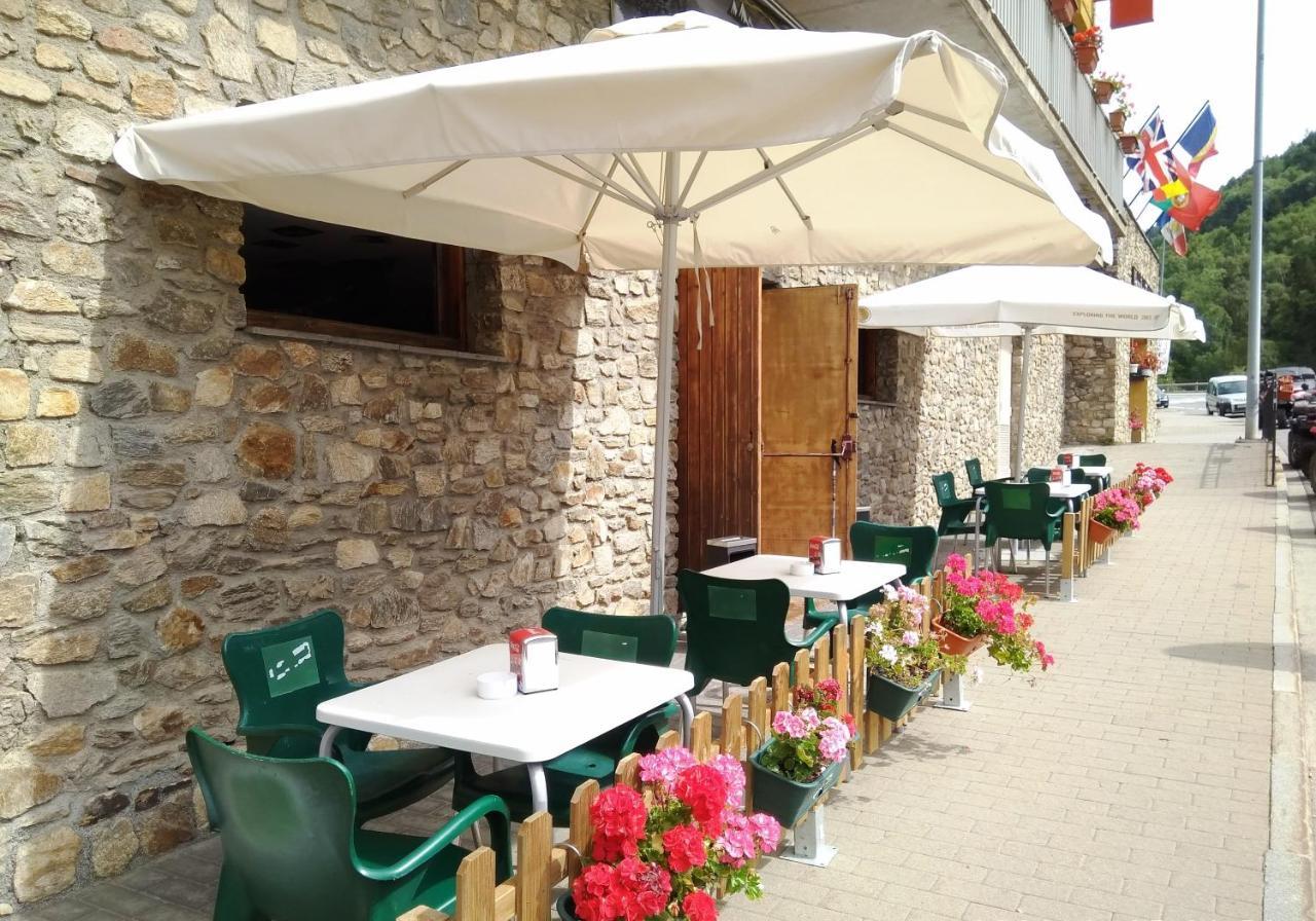 Hotel Les Terres LʼAldosa Eksteriør bilde